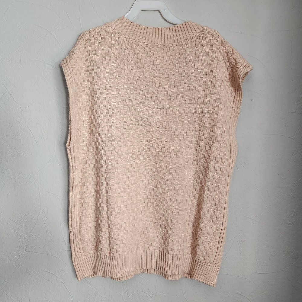V Neck Sweater Vest - Picture 2 of 8